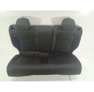 ASIENTOS TRASEROS - 737488... 2