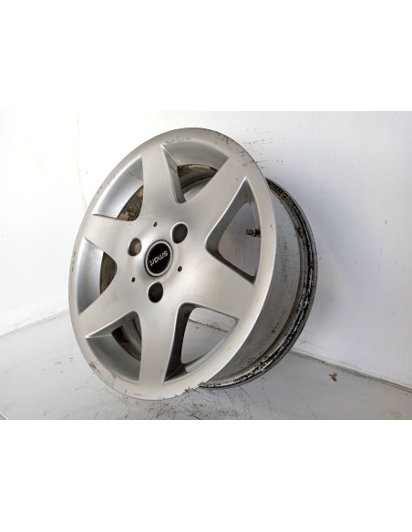 Recambio de llanta para smart coupe edition bluemotion referencia OEM IAM 10874C521B TRASERA 