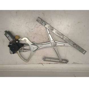 ELEVALUNAS DELANTERO...