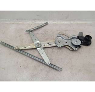 ELEVALUNAS DELANTERO...