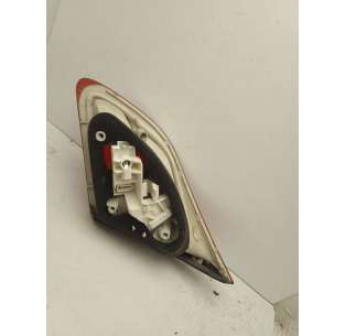 PILOTO TRASERO IZQUIERDO... 2