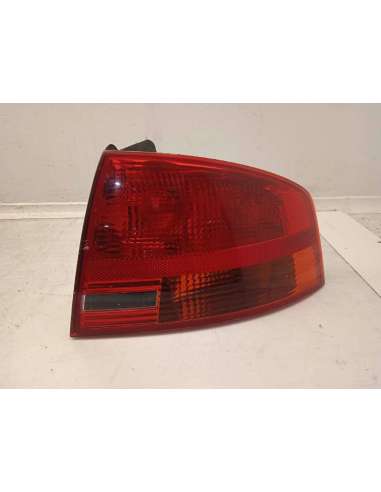 PILOTO TRASERO DERECHO AUDI A4...