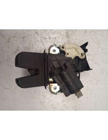CERRADURA MALETERO / PORTON AUDI A4...