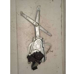 ELEVALUNAS DELANTERO...