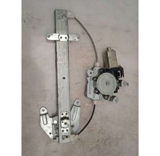 ELEVALUNAS TRASERO...