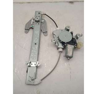 ELEVALUNAS TRASERO DERECHO...