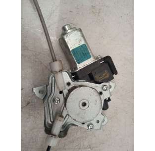 ELEVALUNAS DELANTERO... 2