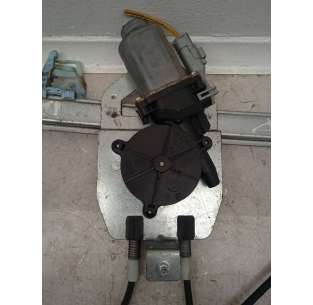 ELEVALUNAS DELANTERO... 2