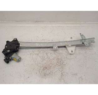 ELEVALUNAS DELANTERO...