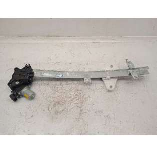 ELEVALUNAS DELANTERO...