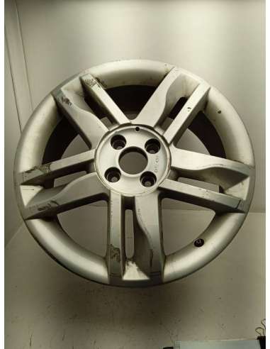 LLANTA - 743946 / 8200586649