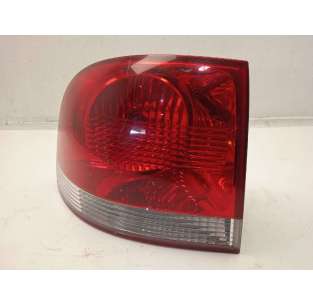 PILOTO TRASERO IZQUIERDO...