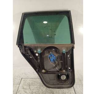 ELEVALUNAS TRASERO DERECHO...