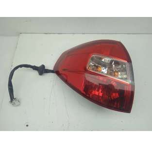 PILOTO TRASERO IZQUIERDO...