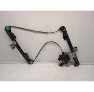 ELEVALUNAS DELANTERO...