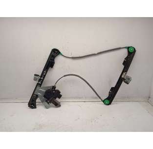 ELEVALUNAS DELANTERO...