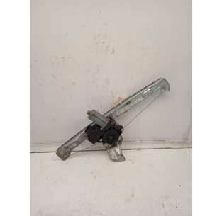 ELEVALUNAS TRASERO...