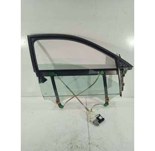 ELEVALUNAS DELANTERO...