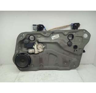 ELEVALUNAS DELANTERO...