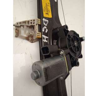 ELEVALUNAS DELANTERO... 2