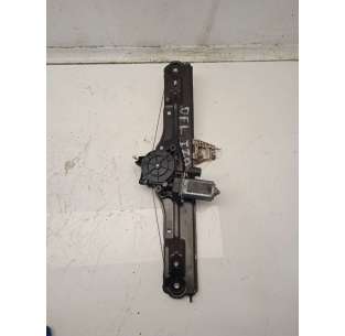 ELEVALUNAS DELANTERO...