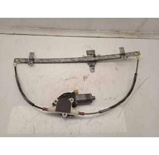 ELEVALUNAS DELANTERO...