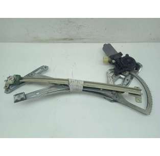 ELEVALUNAS TRASERO...