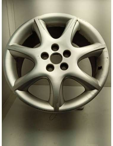 LLANTA - 752806 / 4R831007BA
