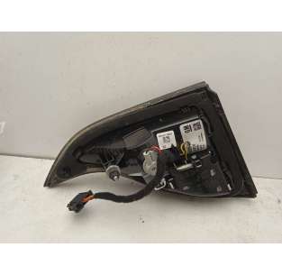 PILOTO TRASERO DERECHO... 2