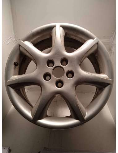 LLANTA - 753846 / 4R831007B4