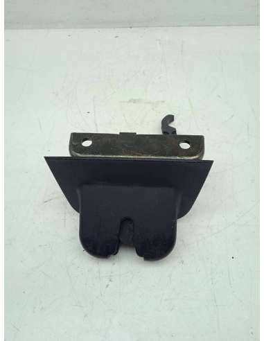 CERRADURA MALETERO / PORTON AUDI A3...