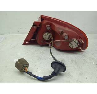 PILOTO TRASERO IZQUIERDO... 2