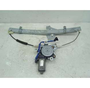 ELEVALUNAS TRASERO DERECHO...