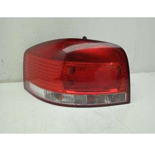 PILOTO TRASERO IZQUIERDO...