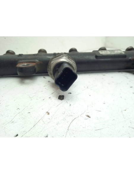 Recambio de rampa inyectora para volvo s40 berlina 2.0 diesel cat referencia OEM IAM 9654726280  