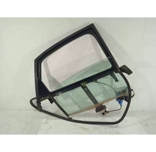 ELEVALUNAS TRASERO DERECHO...