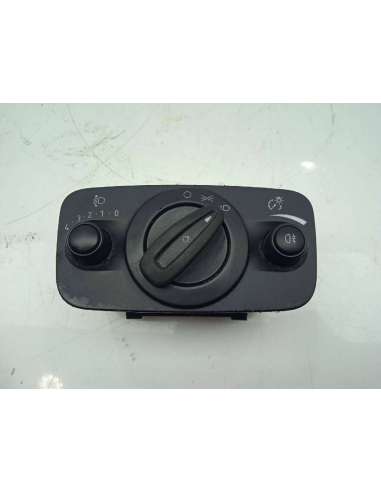 MANDO LUCES FORD FIESTA (CNN) -...