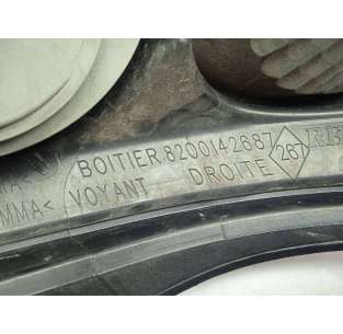 PILOTO TRASERO DERECHO... 2