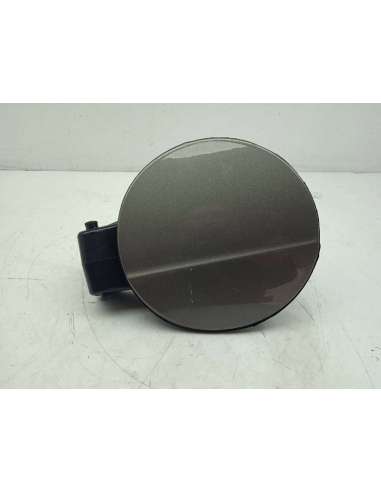 TAPA EXTERIOR COMBUSTIBLE AUDI A3...