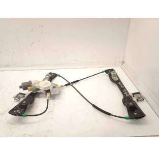 ELEVALUNAS DELANTERO...