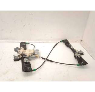 ELEVALUNAS DELANTERO...