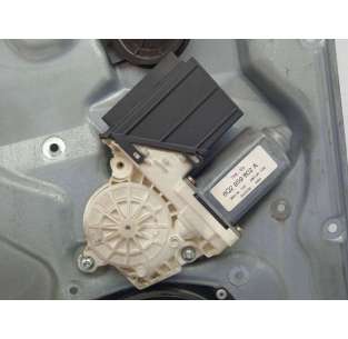 ELEVALUNAS DELANTERO... 2