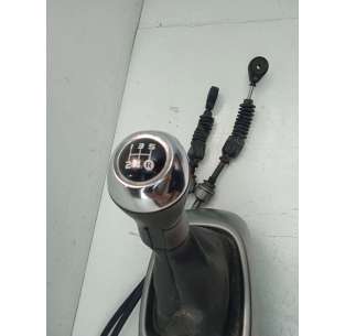 PALANCA CAMBIO TOYOTA AYGO... 2