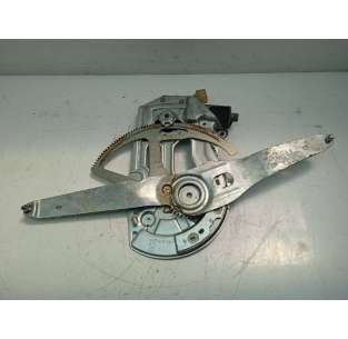 ELEVALUNAS DELANTERO...