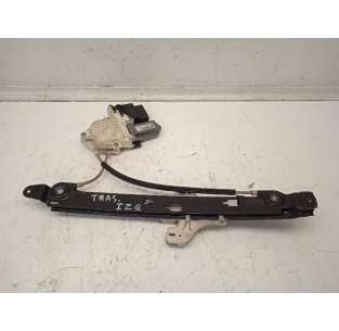 ELEVALUNAS TRASERO...