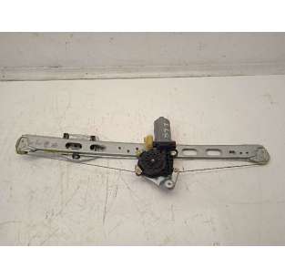 ELEVALUNAS TRASERO...