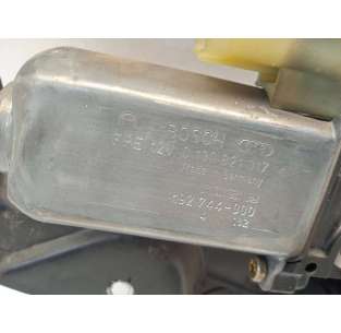 ELEVALUNAS TRASERO DERECHO... 2