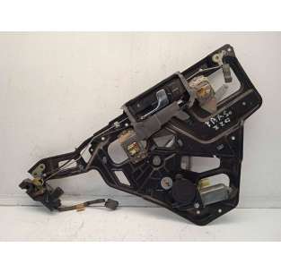 ELEVALUNAS TRASERO...