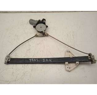 ELEVALUNAS TRASERO...