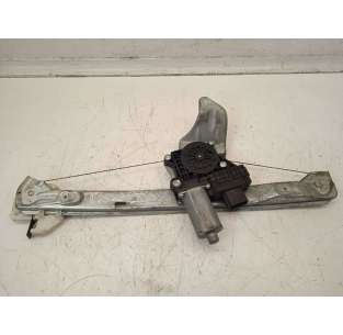 ELEVALUNAS TRASERO...